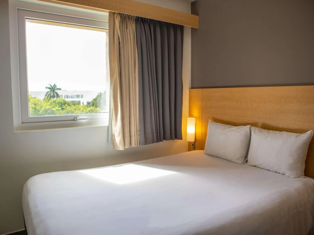 Ibis Merida