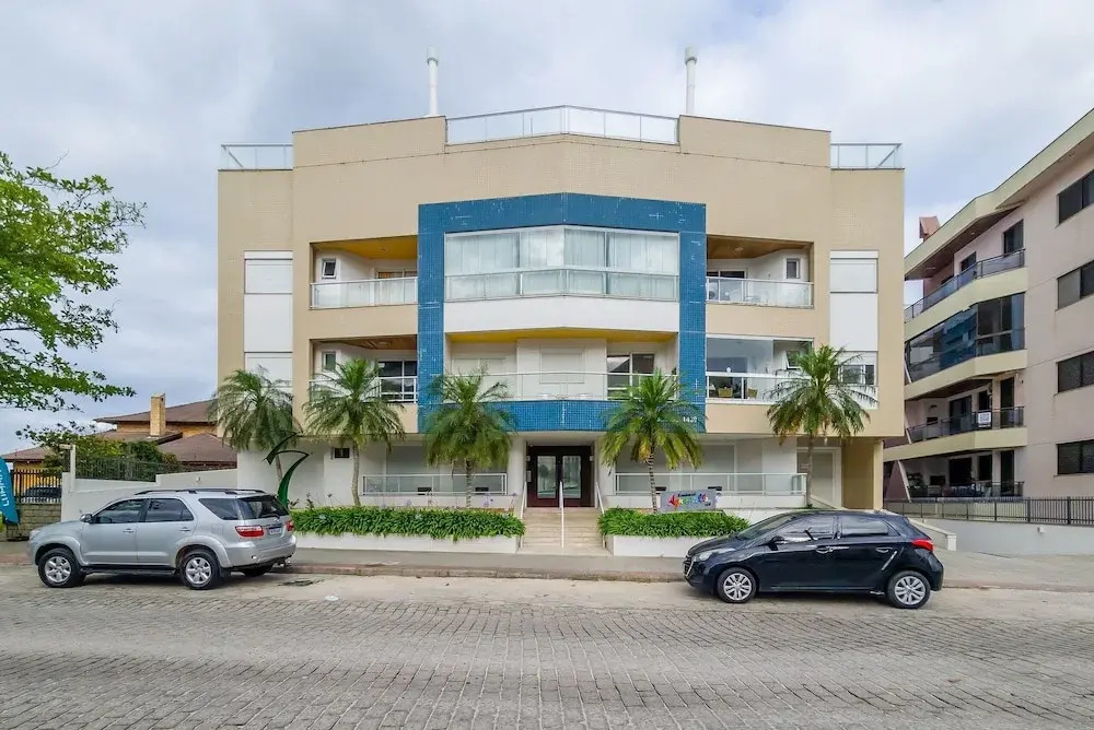 Foot in the Sand Condominium With Pool in Florianopolis - EAR