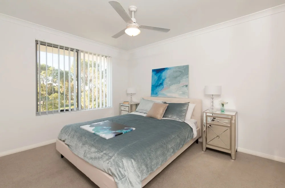 Lakeview Suite 15