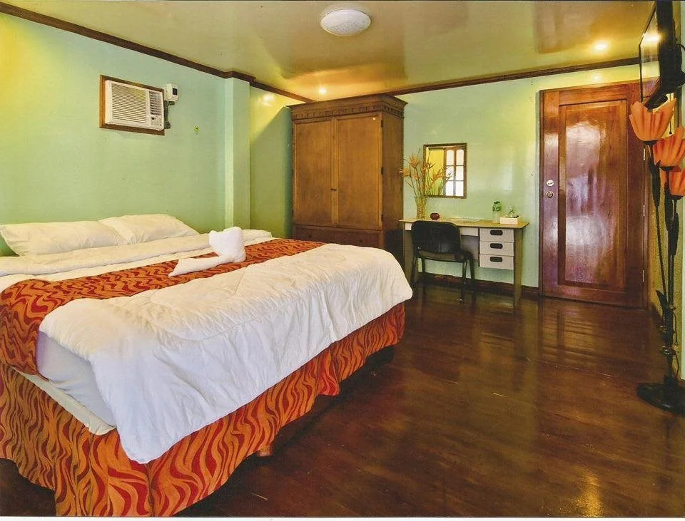 Puerto Vista Restaurant and Pension House