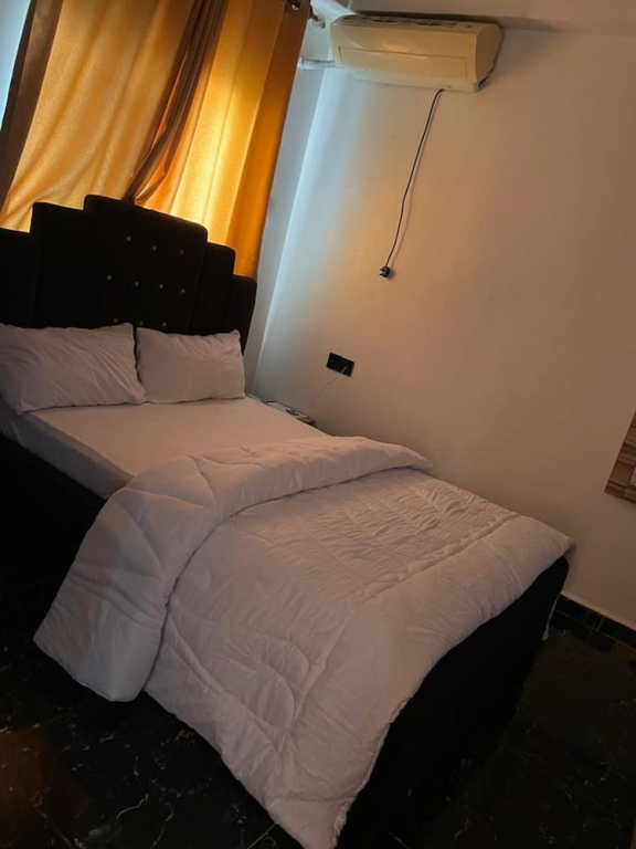 J Clay Hotels And Suites