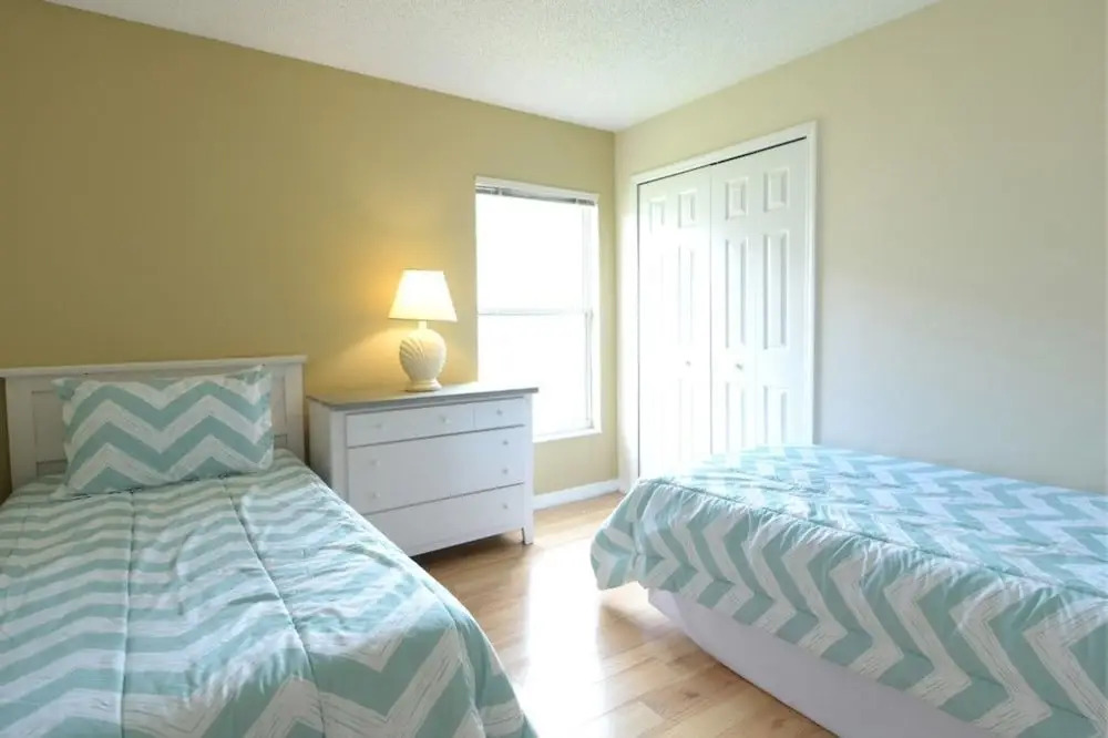 2620 Emerld Island