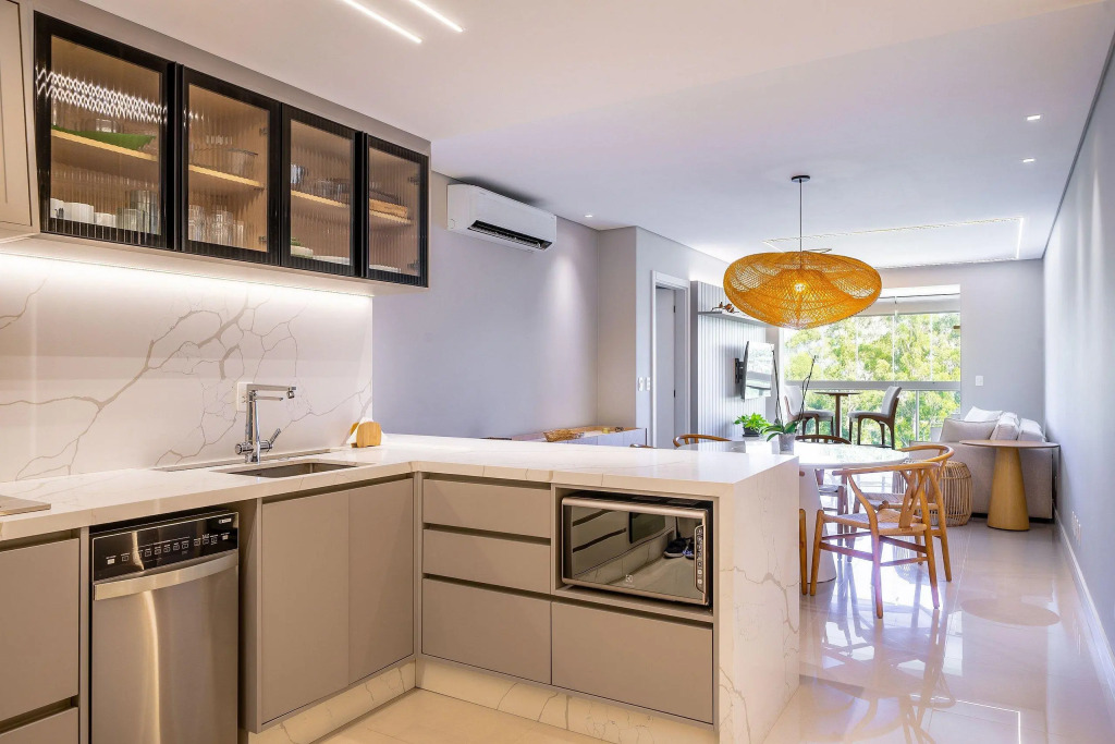 Apto Luxuoso c/churraq e vista lateral mar ABC0401