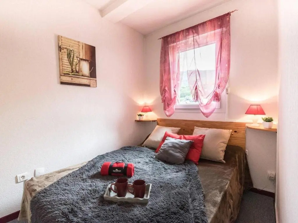 Appartement ensoleillé à Saint-Lary pour 4 personnes avec WIFI - FR-1-296-195