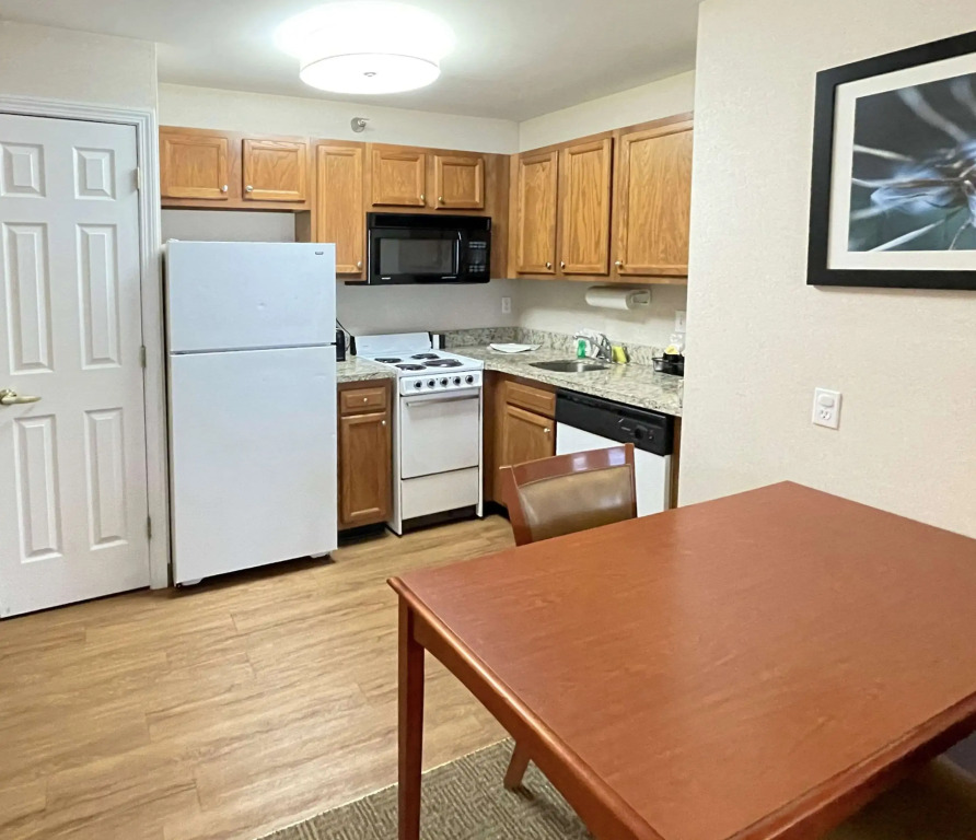 Smart Suites, an Ascend Collection Hotel
