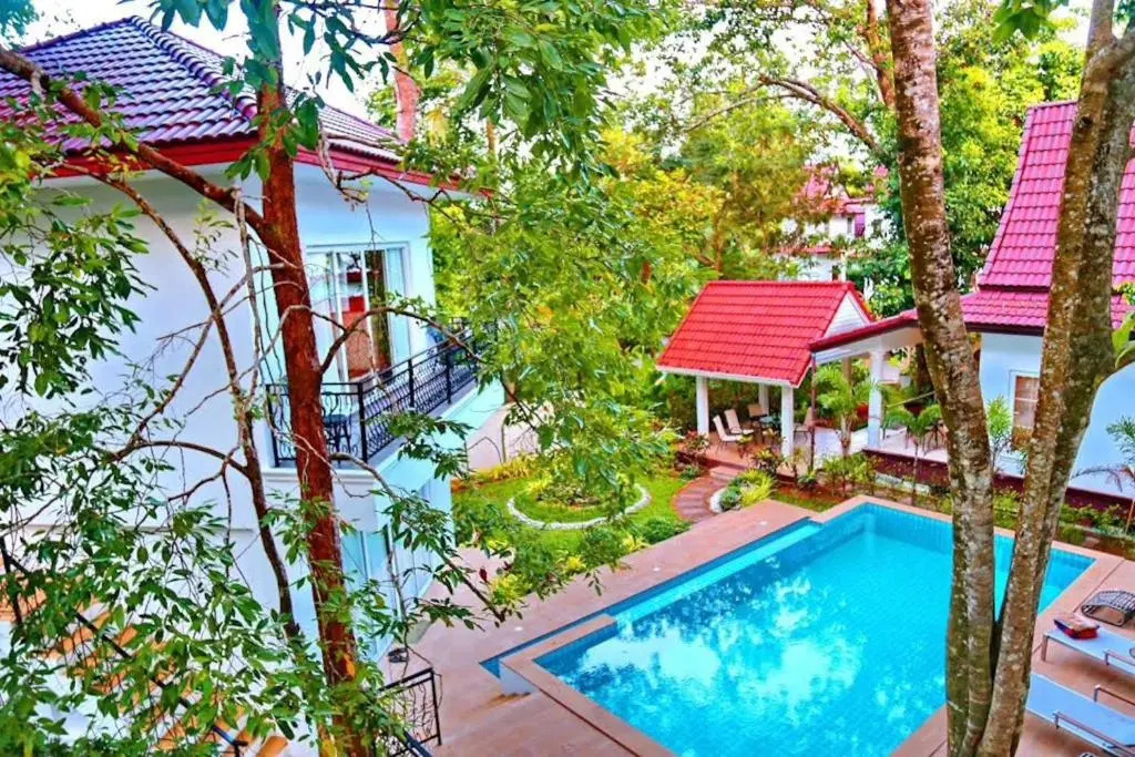 Koh Chang 6 Bedroom Villa with Private Pool and Garden
