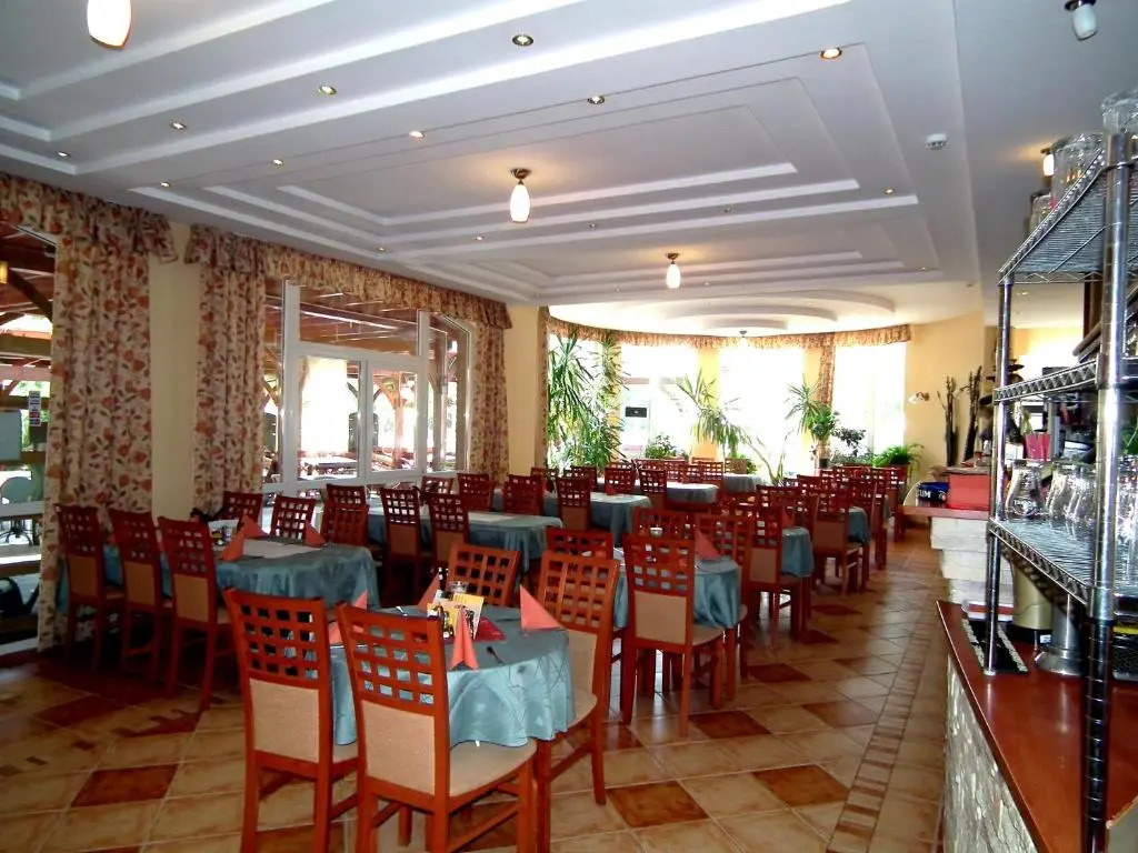 Hotel Járja