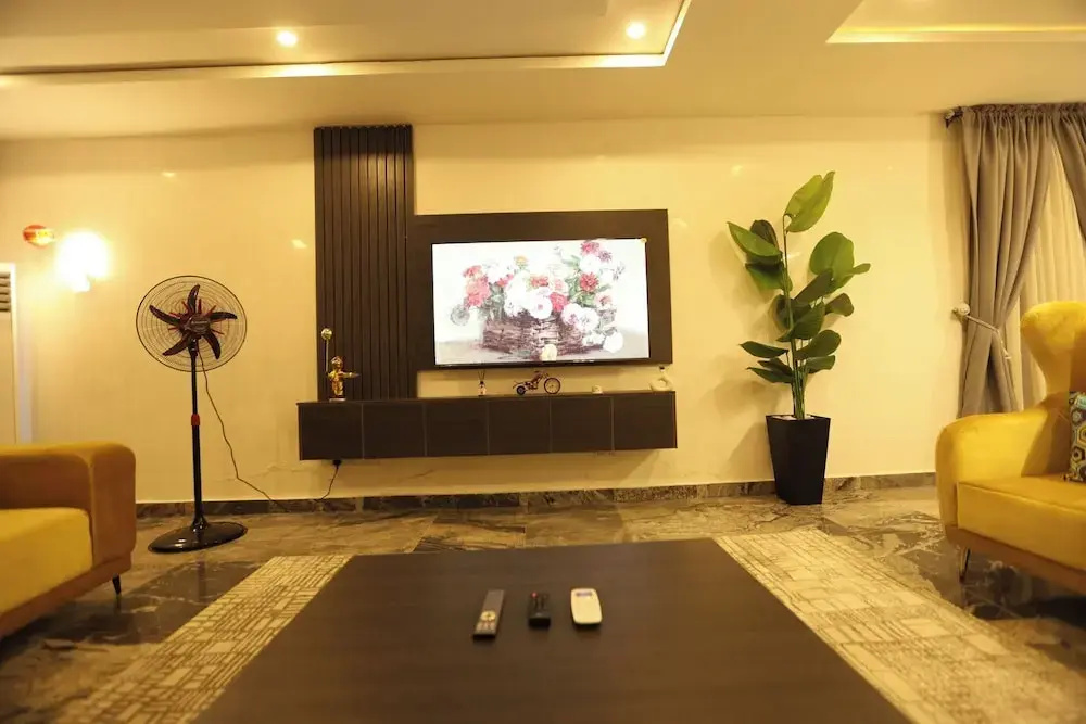 JCKline Homes