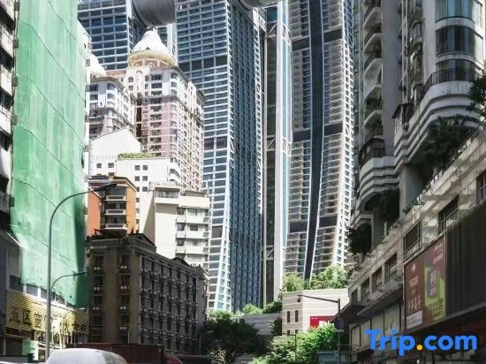 Kongshanxia · NONE Two Room Suite Holiday Homestay（Hongyadong Jiefangbei Pedestrian Street）