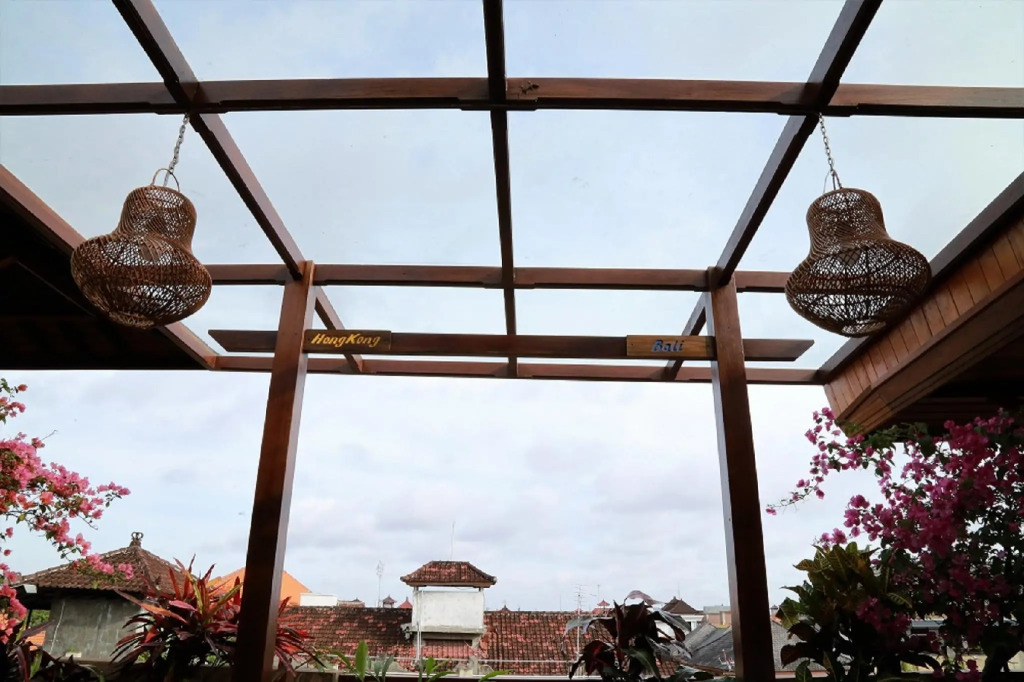 Seahouse Bali Indah Beach Inn