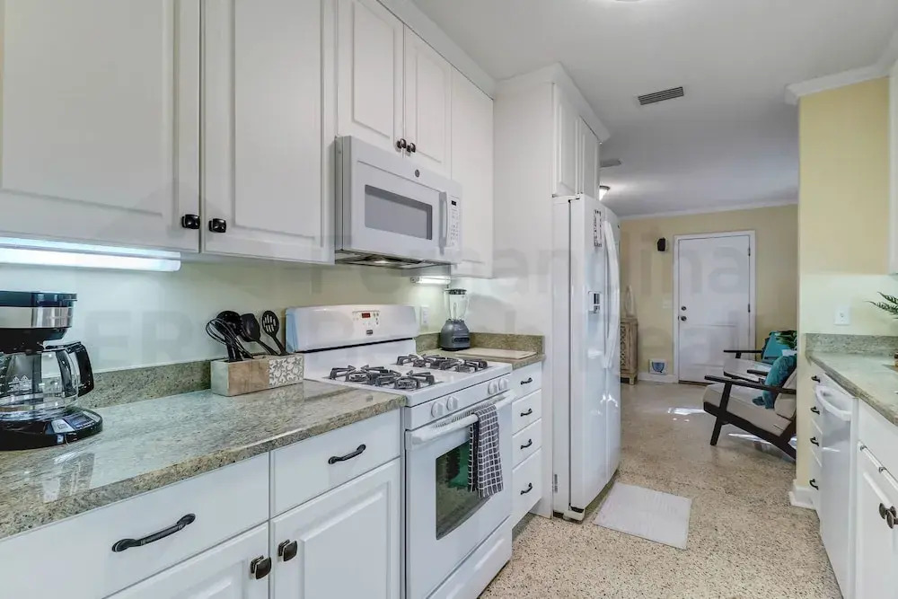 223 Lighthouse Circle
