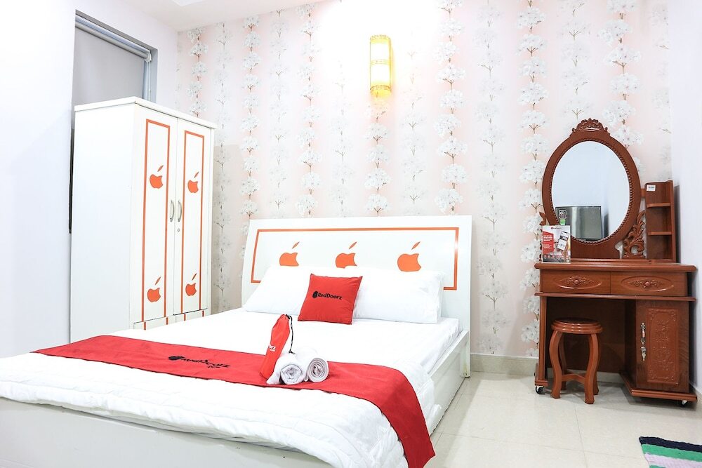 Reddoorz Near Khu che xuat Tan Thuan