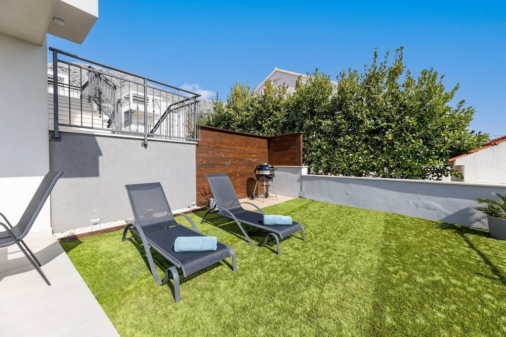 Stunning 2-bed Apartment in Kastela
