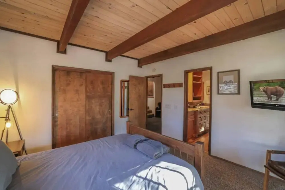 Moonridge Mountain Retreat
