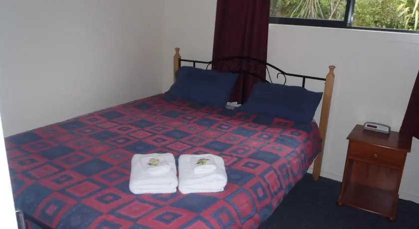 Bay Road Motels
