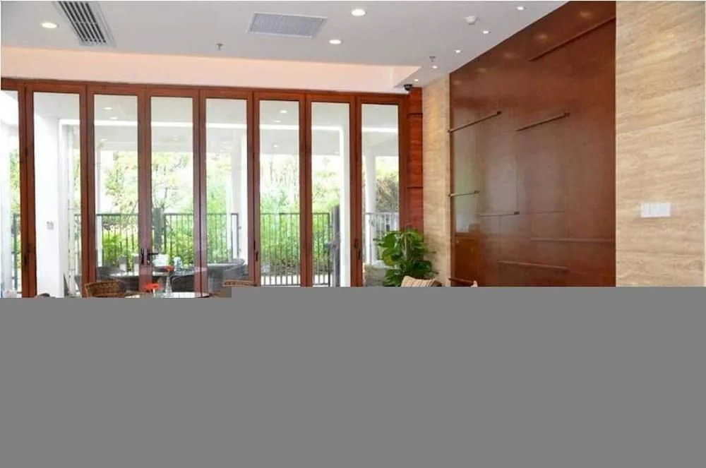 All Seasons Hotel