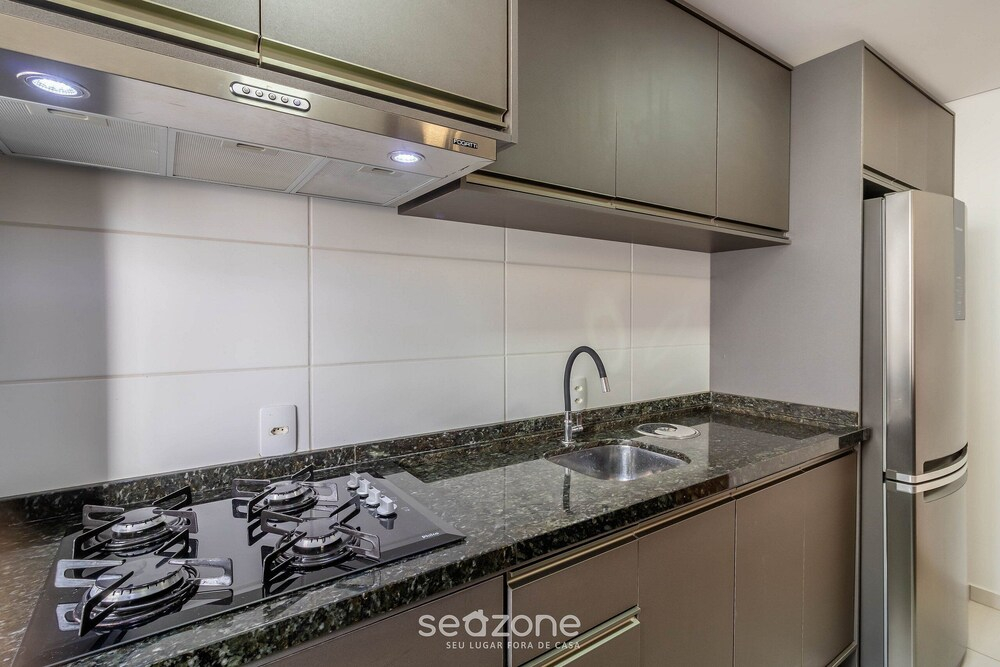 VAC - Beachfront Condo in Itajuba Beach