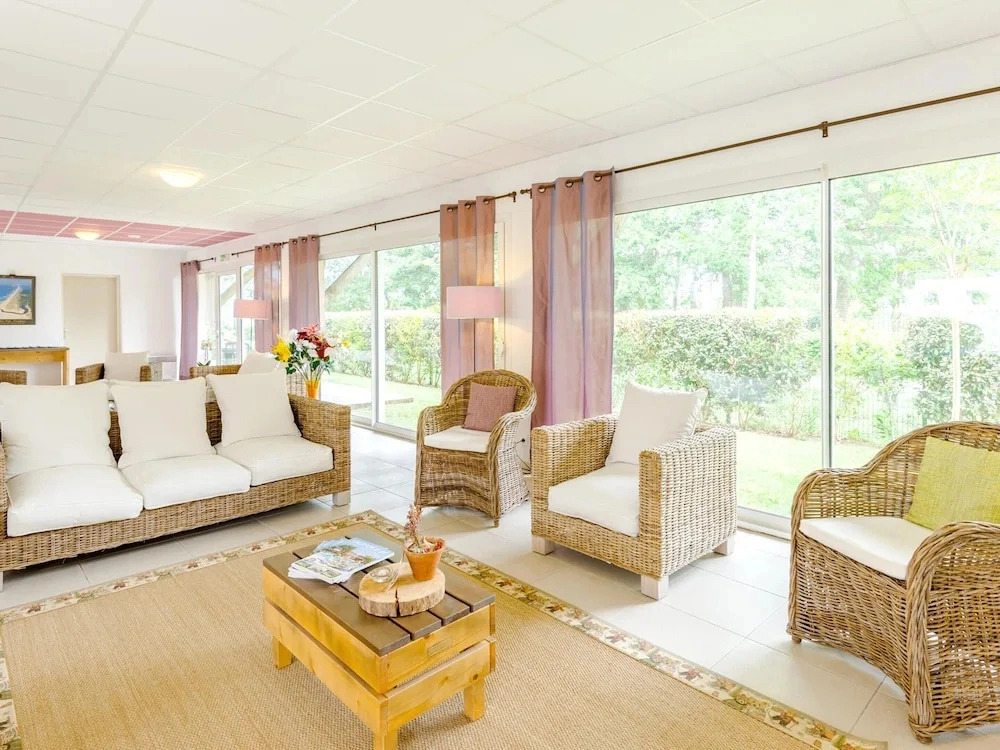 Family Apartment Near Mimizan