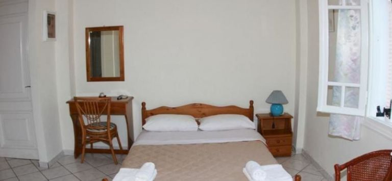 Tonia Hotel