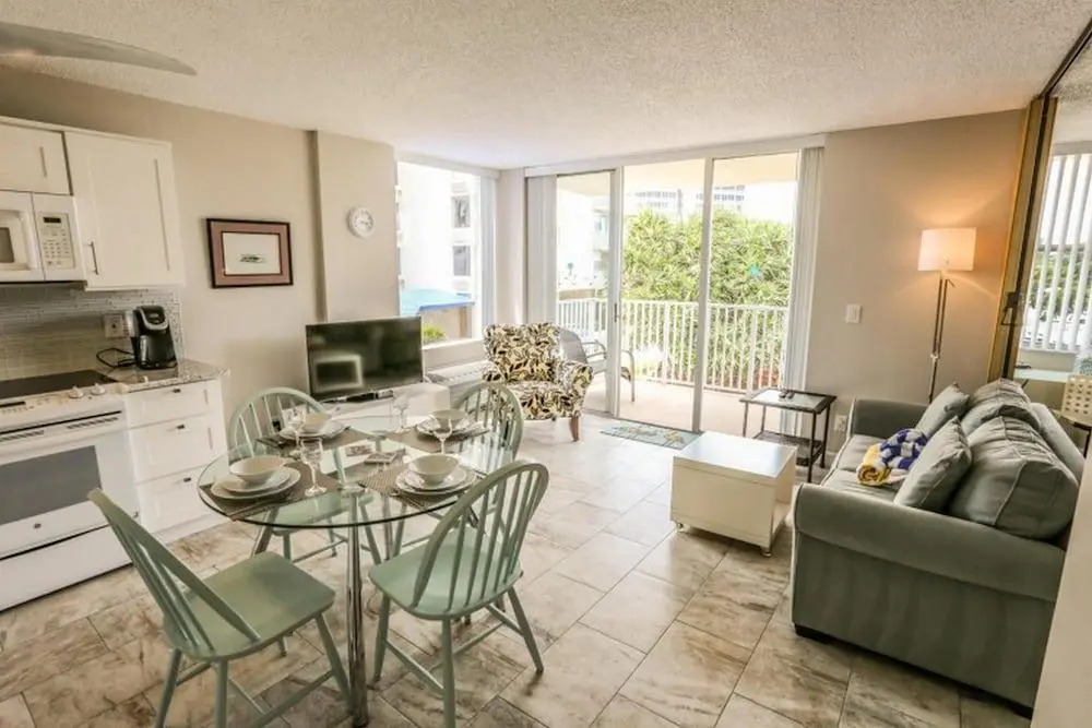 Estero Beach And Tennis 806 B