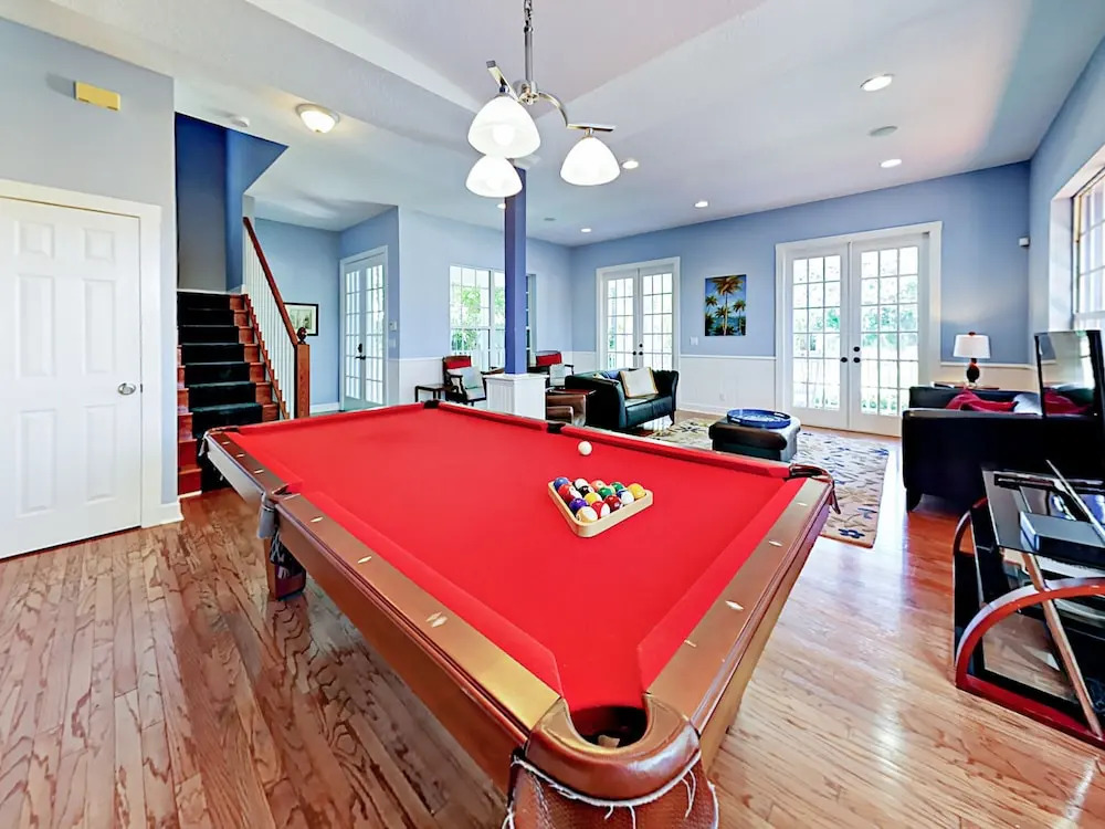 10 NE 7th Street Home 3 Bedrooms 2.5 Bathrooms Home