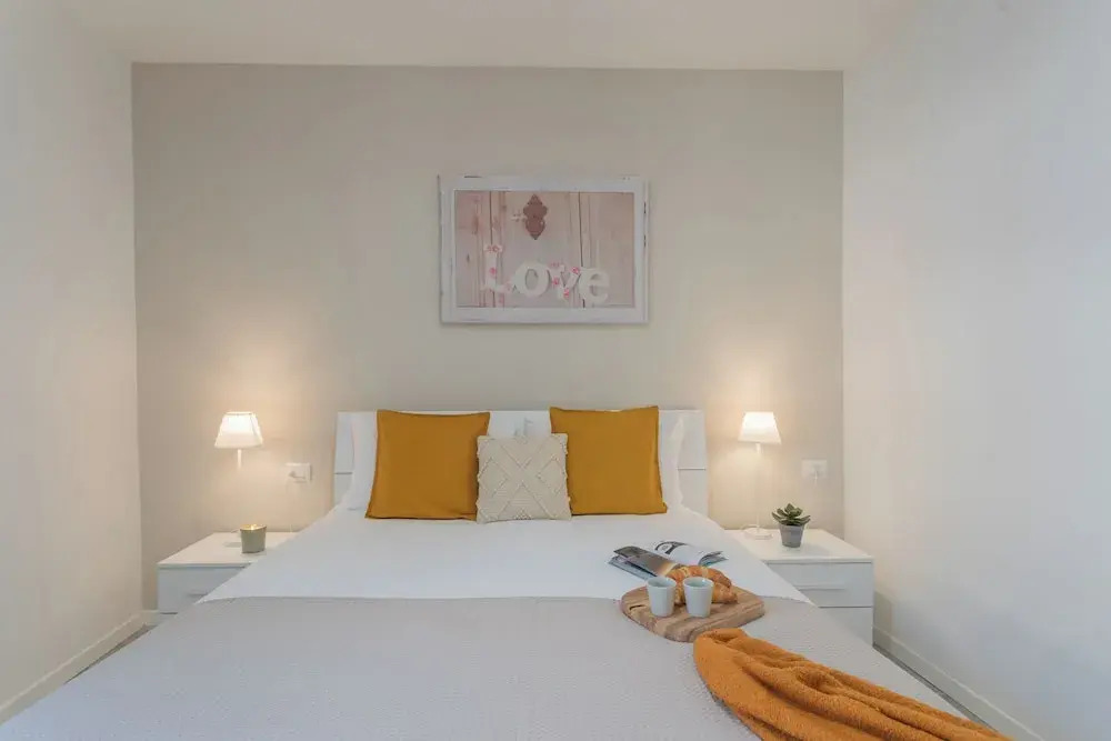Zezio 44 by Rent all Como