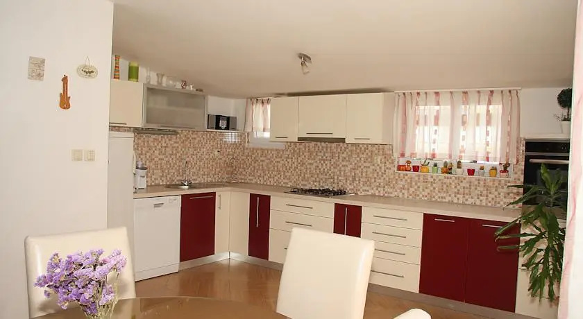 Apartments Ombla