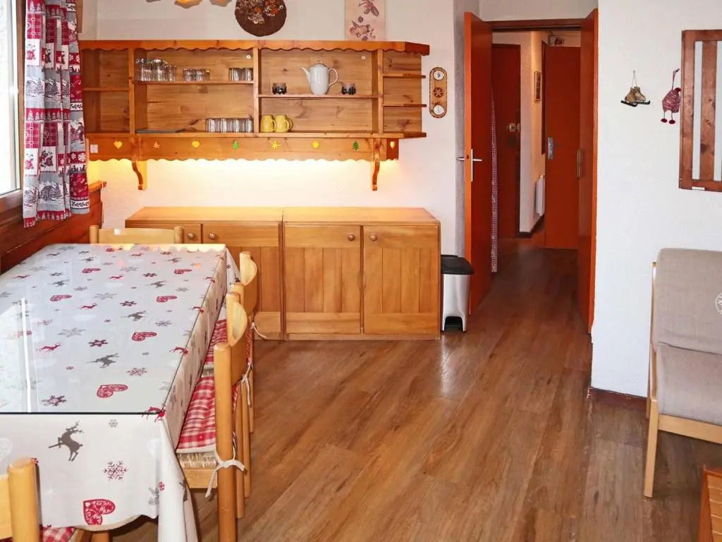 Appartement Les Orres, 2 pièces, 6 personnes - FR-1-322-451