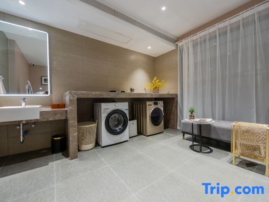 Homeinn Plus Hotel (Wuxi Hanjiang North Road Xindi Holiday Plaza)