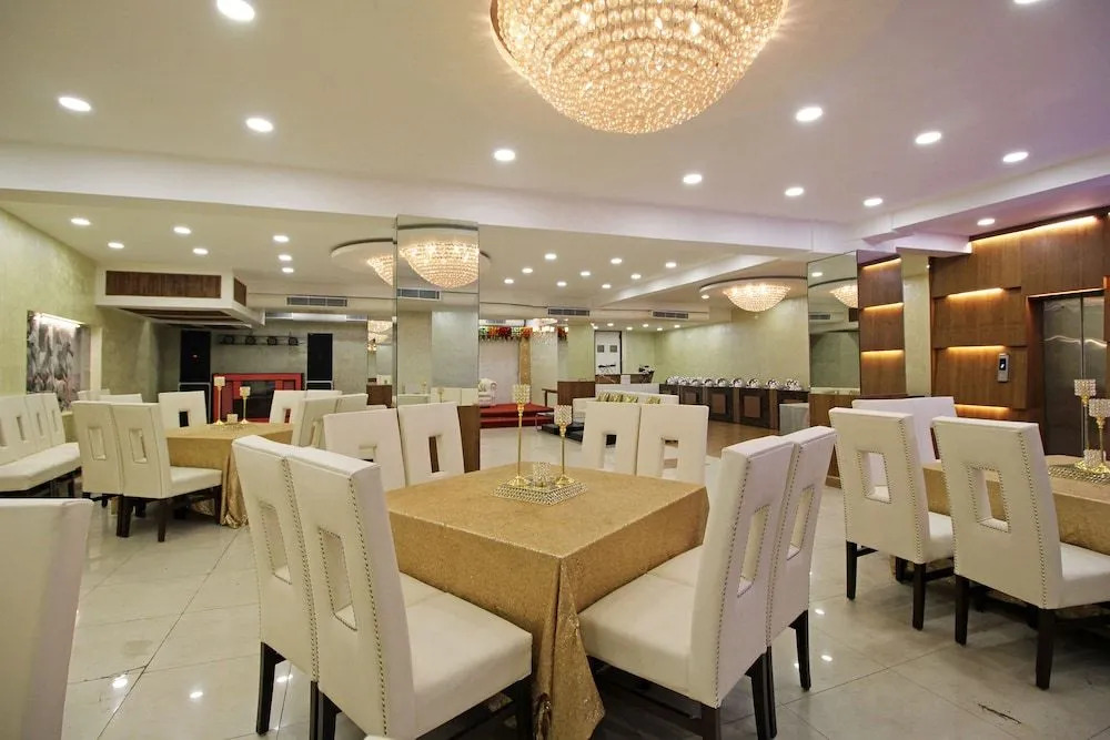 Capital O 18777 Chanson Hotels