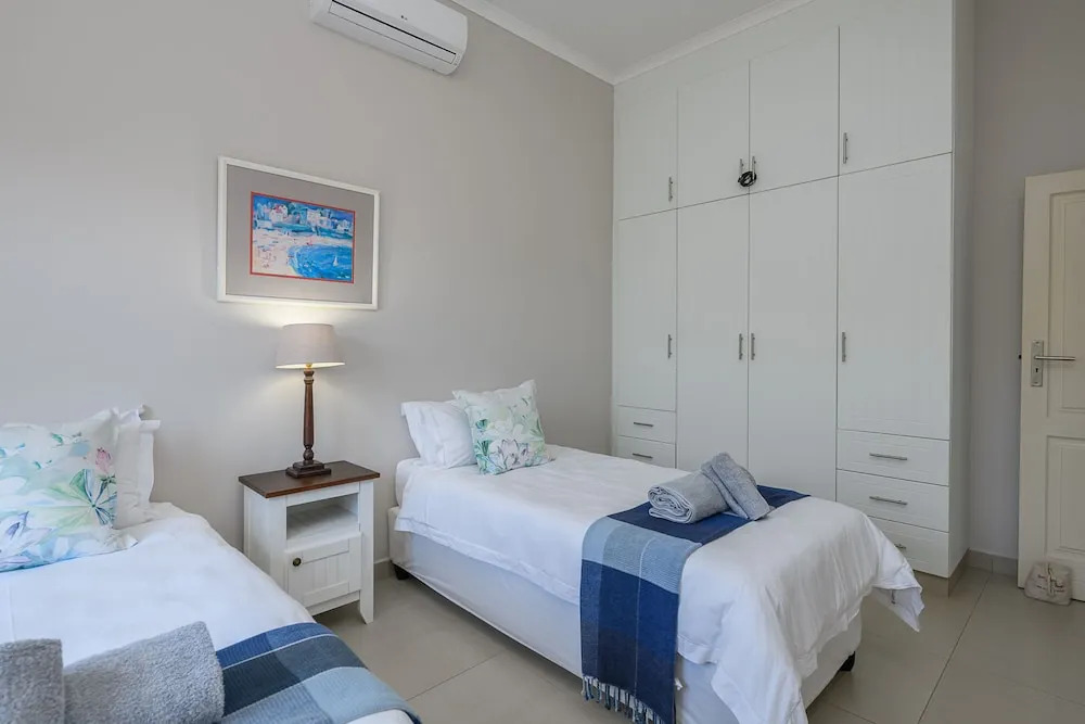 San Lameer Villa Rentals 14321
