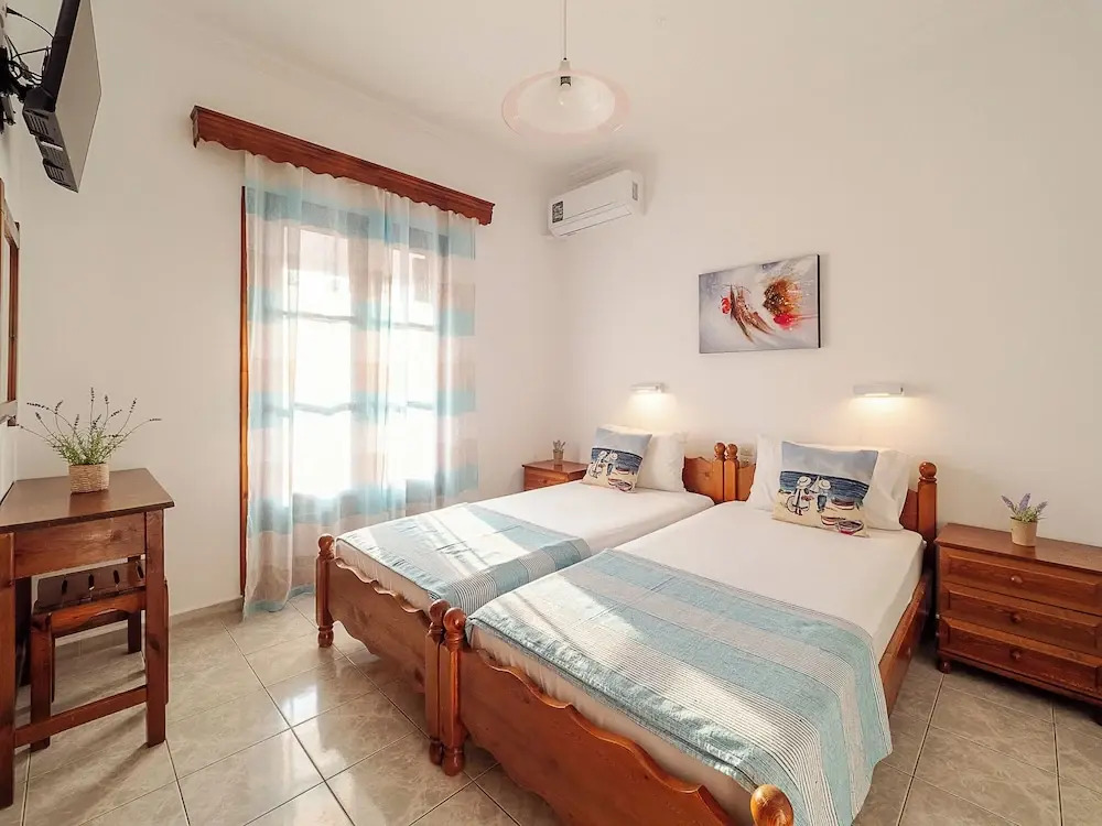 XENOFONTAS APARTMENTs