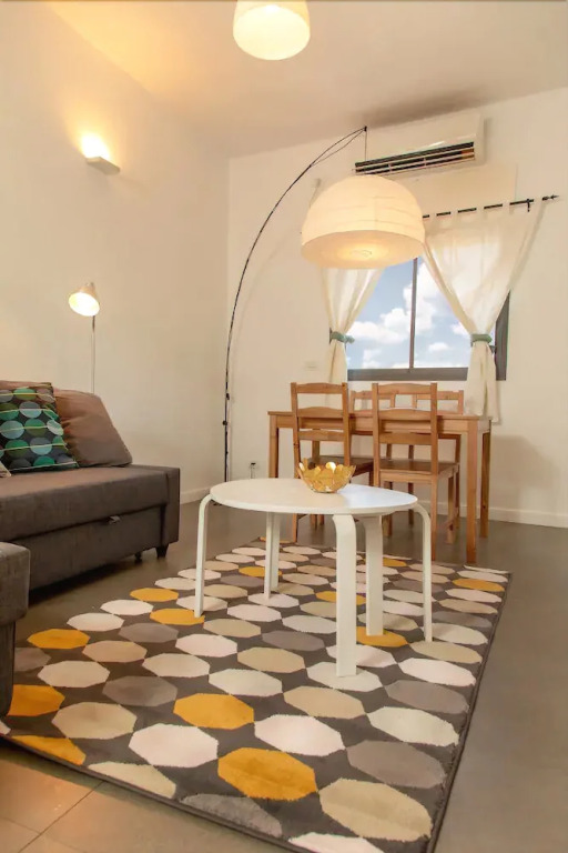 Stylish Chic 2BR Bauhaus Ap Heart of TLV