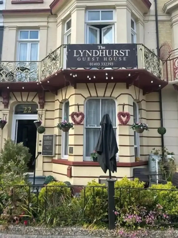 The Lyndhurst Guest house