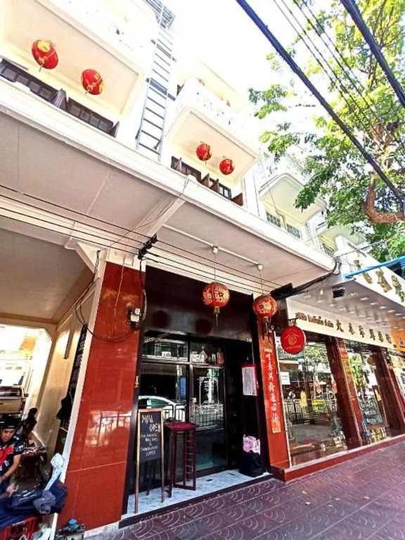 Long Feng Hostel Bangkok