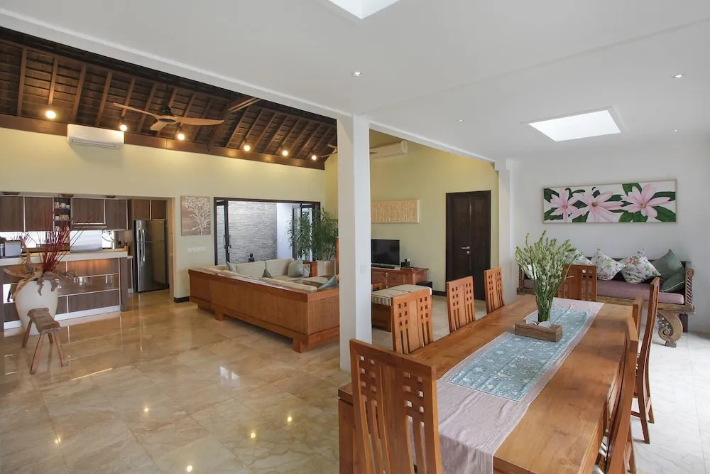 Puri Tirta Villas