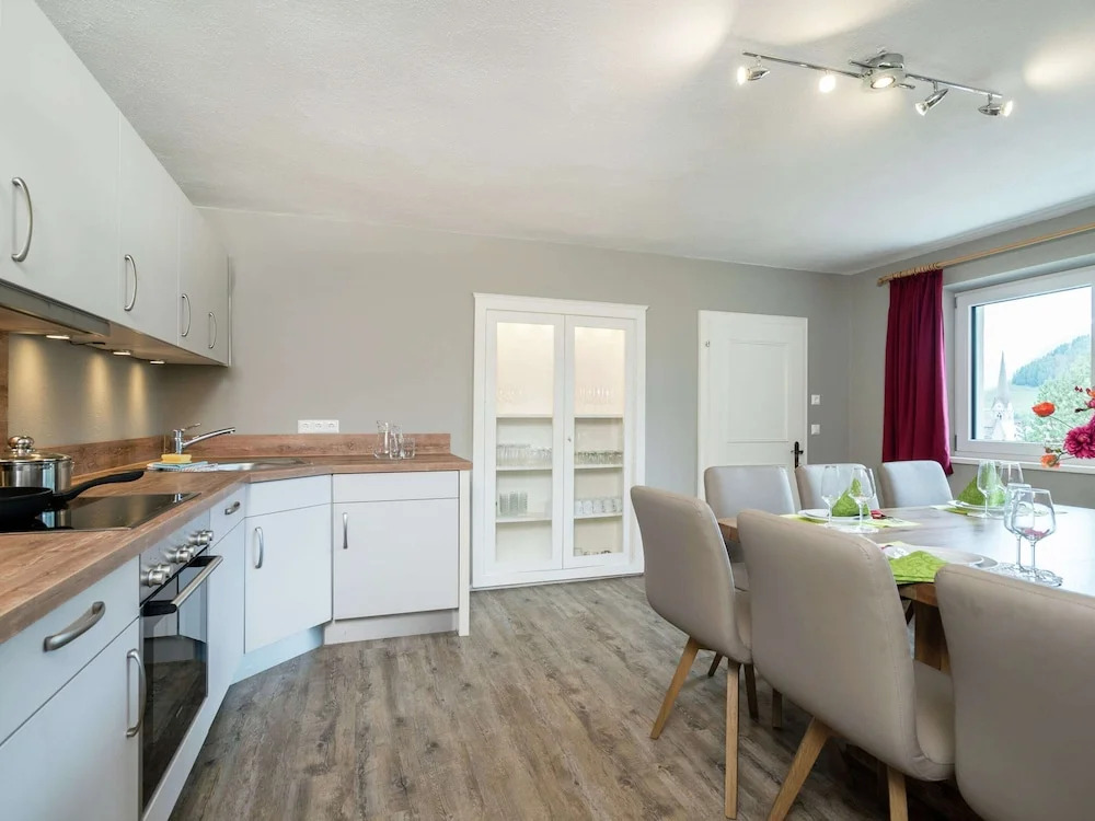 Renovated Holiday Home near Zell am See with Enclosed Garden