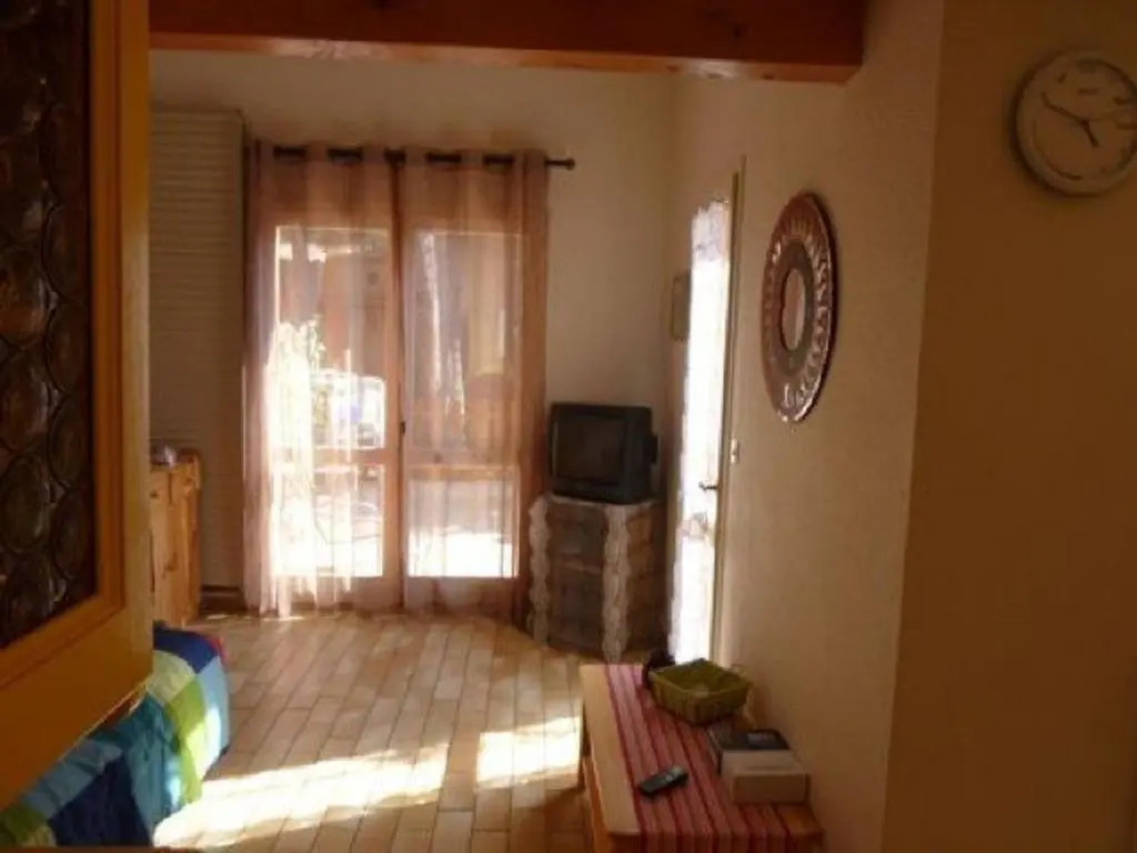VILLA MITOYENNE DANS UNE RESIDENCE CALME AVEC PISCINE PARKING - FR-1-607-33