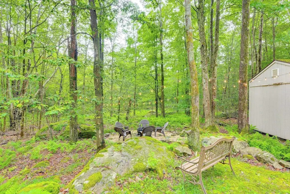 Deck & Fire Pit: Pet-friendly Pocono Lake Abode!