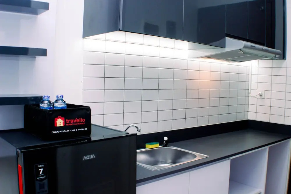 Nice and Fancy Studio Apartment at Sayana Bekasi By Travelio
