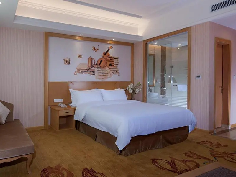 Vienna Hotel Guangzhou Conghua Water Conservancy College Jinhuicity