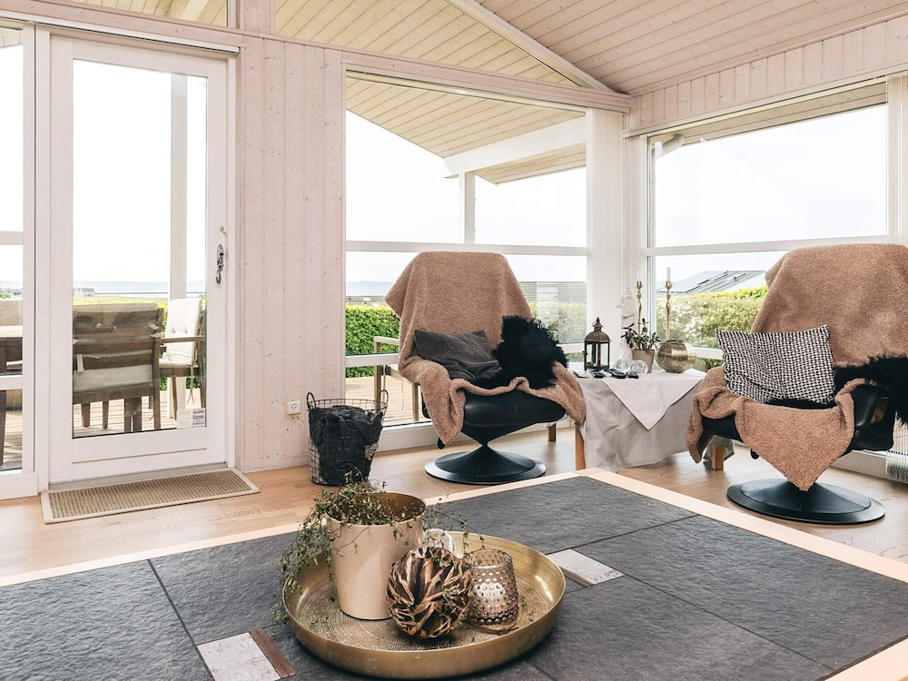 6 person holiday home in Karrebæksminde-By Traum