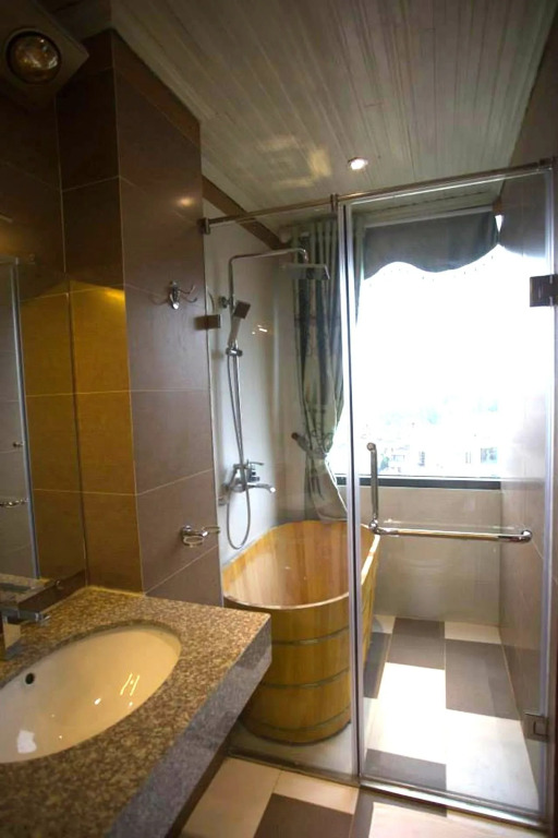 Granda Serviced Apartment 2