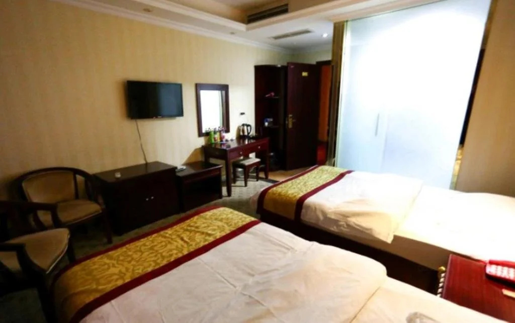 Santai Yilu Business Hotel