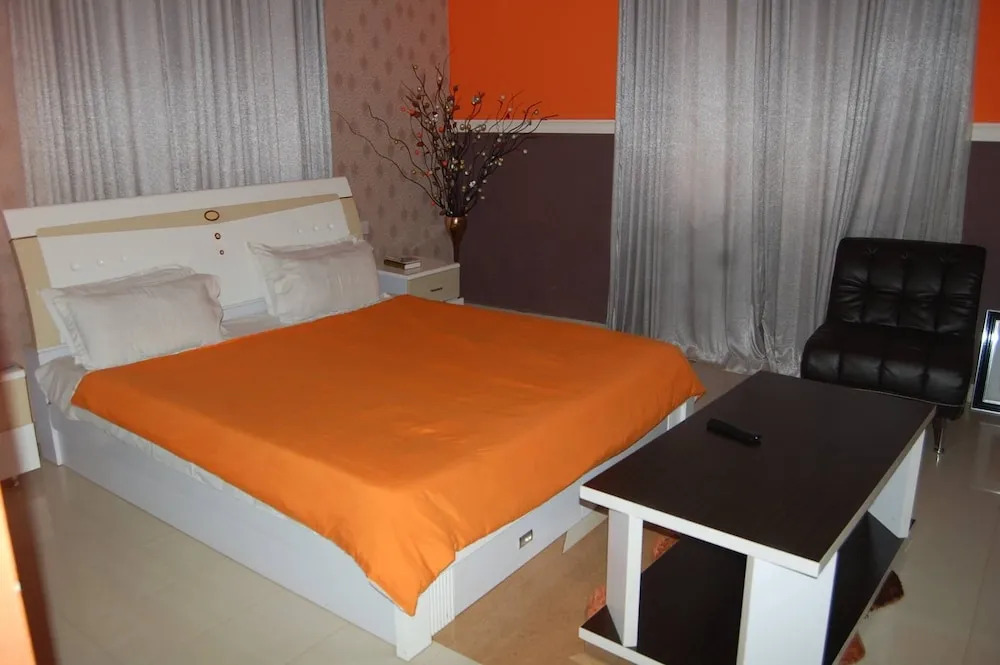 The Don's Suites