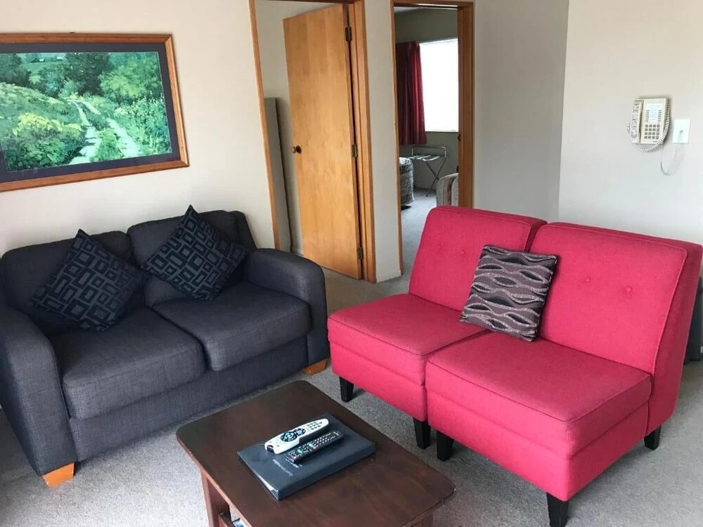 Jade Court Motel