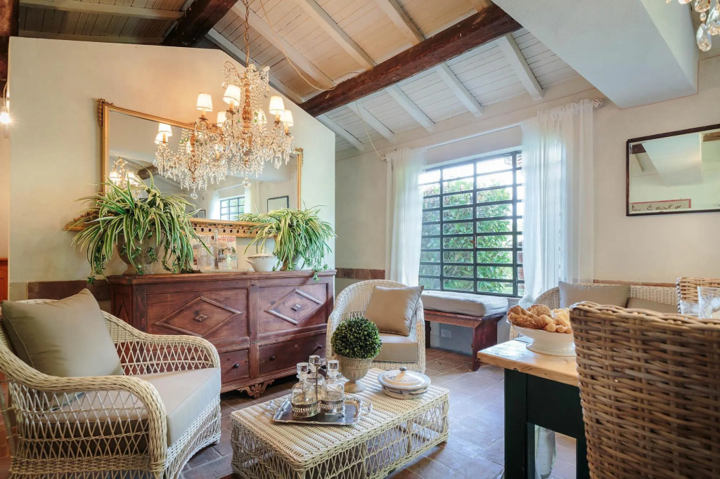 Bocciolo Stone Farmhouse