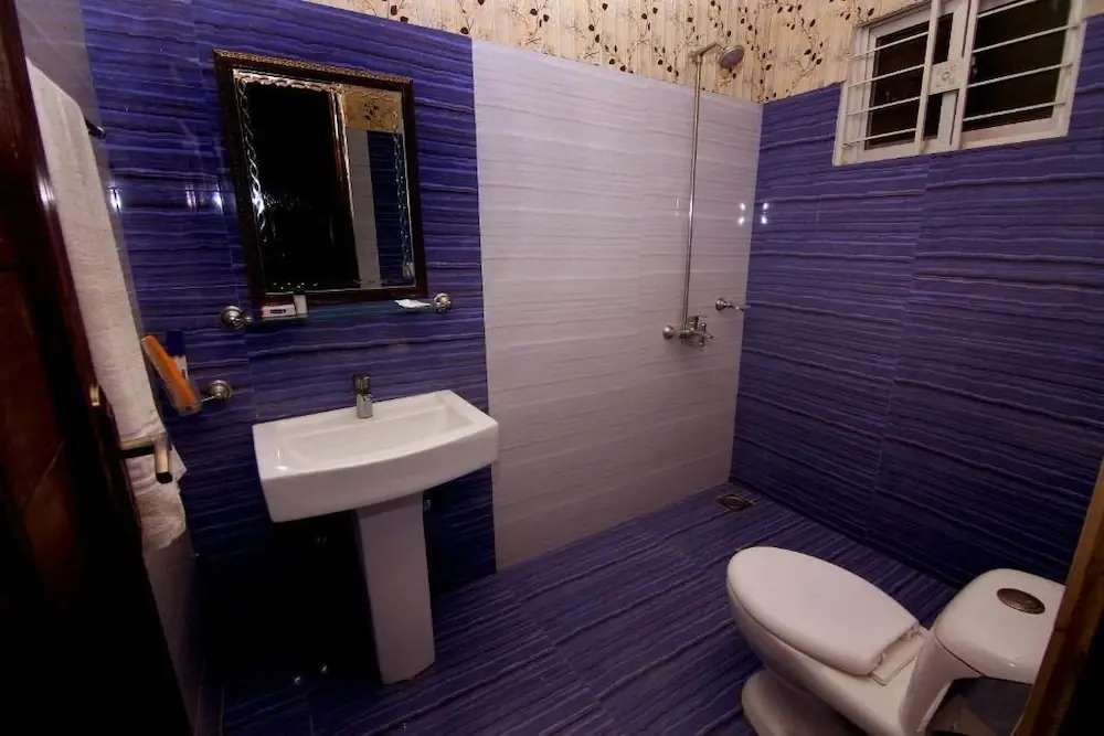 Hotel Premier one Johar Town Lahore Pakistan
