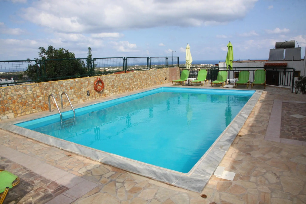 Elgoni Apartments