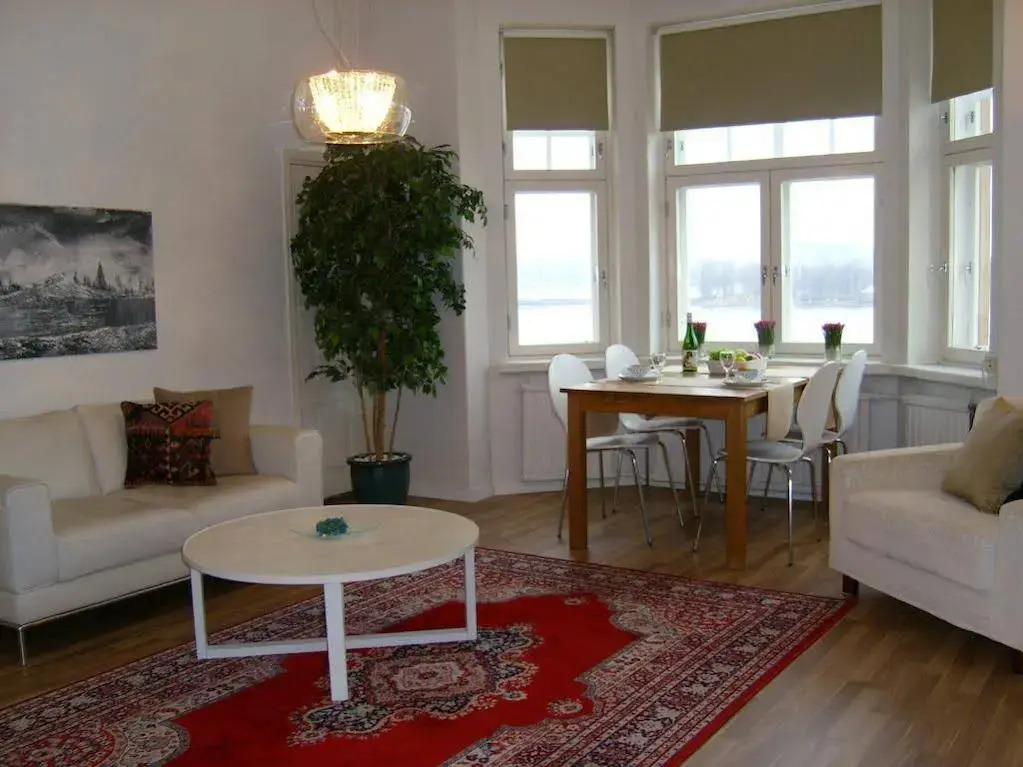 Essexhome Apartments